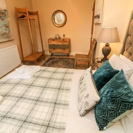 1 Imperial House Grange-over-Sands